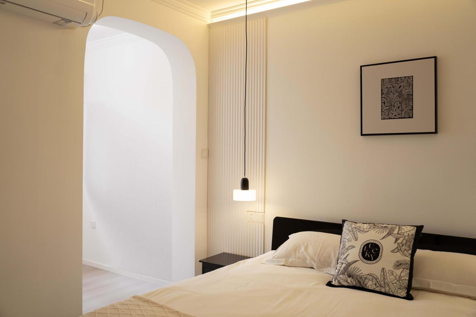 Yi Du - Family Located 500 Meters Away From Nanjing West Road Subway And Near People's Square Apartment Shanghai