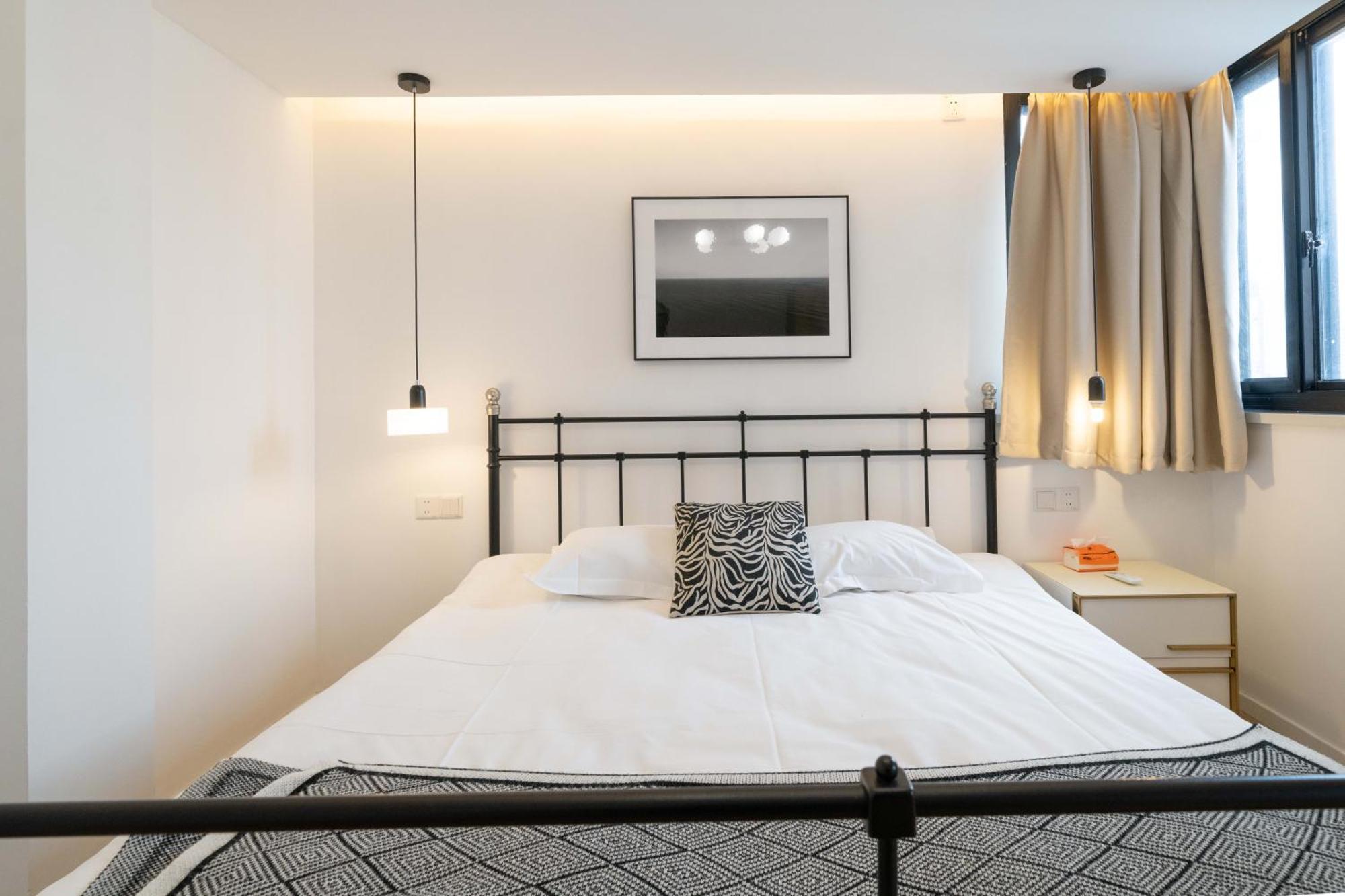 Yi Du - Family Located 500 Meters Away From Nanjing West Road Subway And Near People's Square Apartment Shanghai