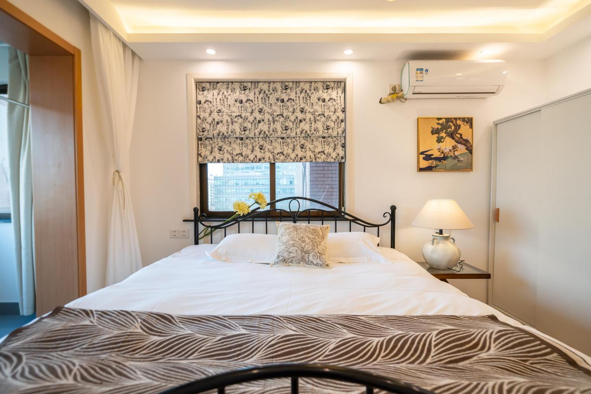 Yi Du - Family Located 500 Meters Away From Nanjing West Road Subway And Near People's Square Apartment Shanghai