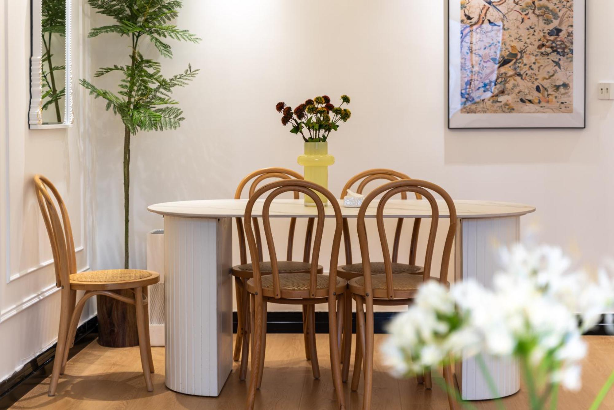 Apartment Yi Du - Family Located 500 Meters Away From Nanjing West Road Subway And Near People's Square Shanghai