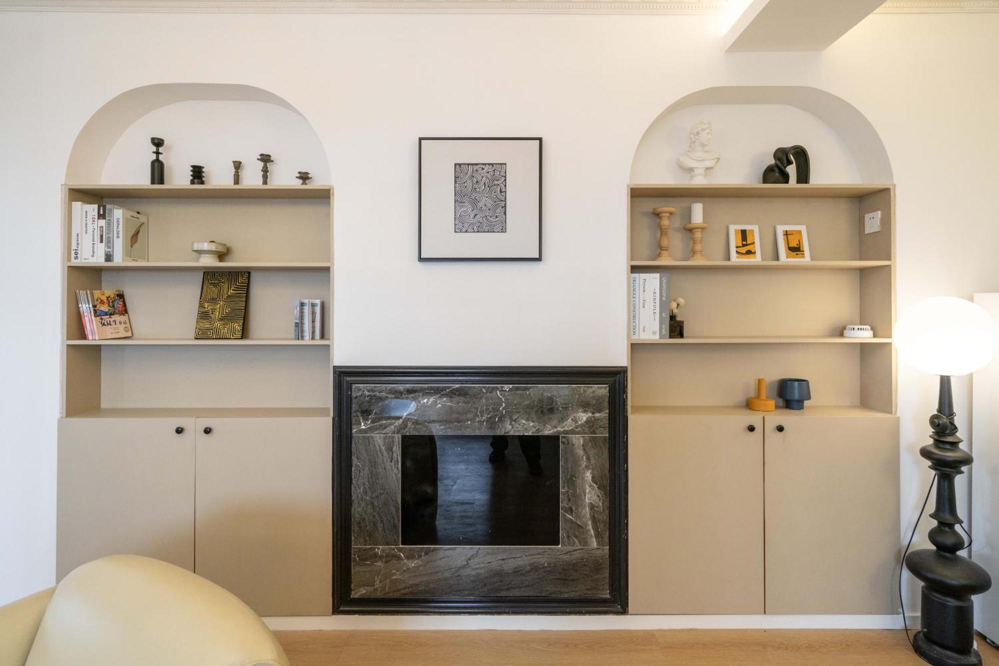 Apartment Yi Du - Family Located 500 Meters Away From Nanjing West Road Subway And Near People's Square *