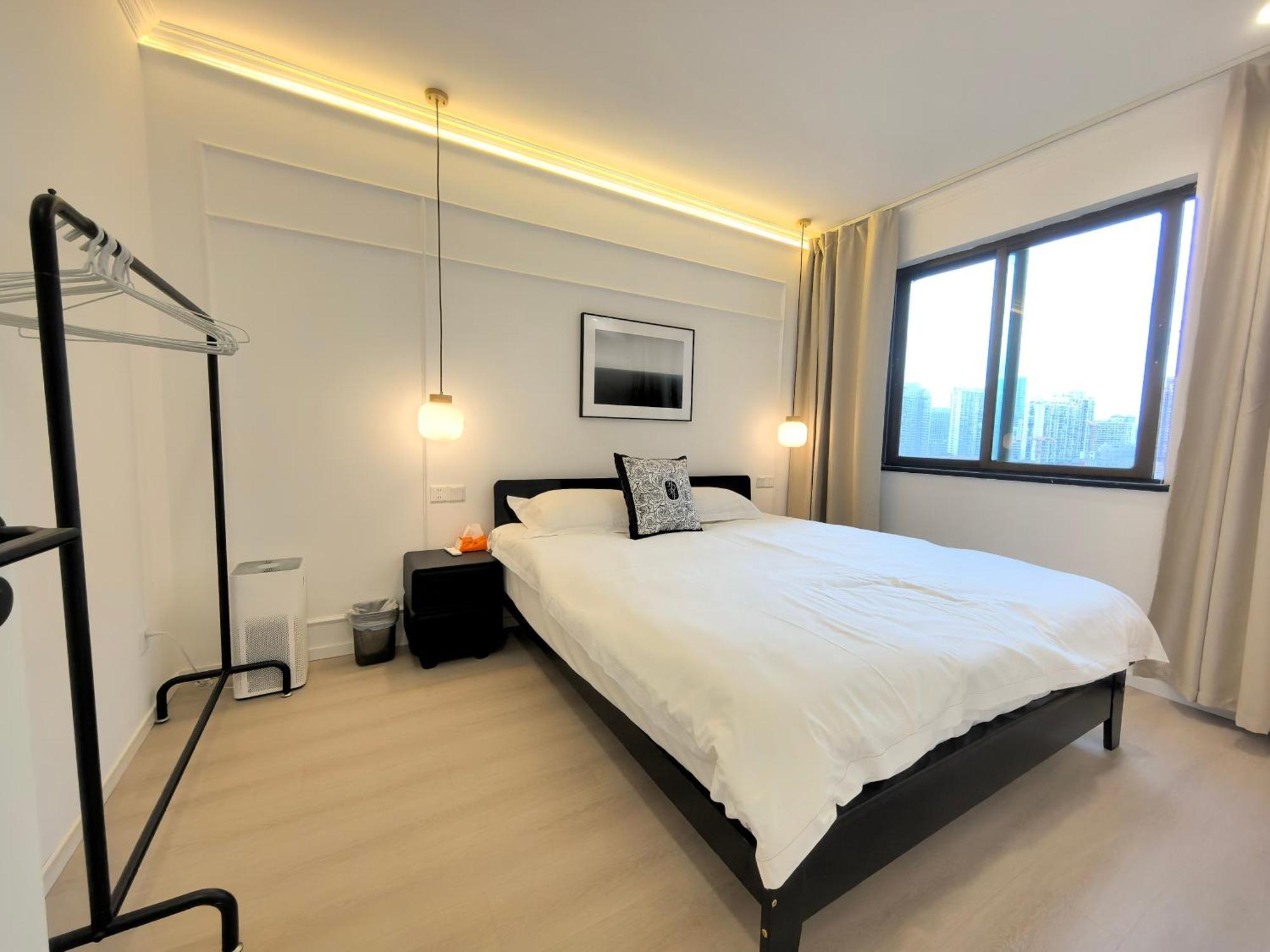 Apartment Yi Du - Family Located 500 Meters Away From Nanjing West Road Subway And Near People's Square Shanghai