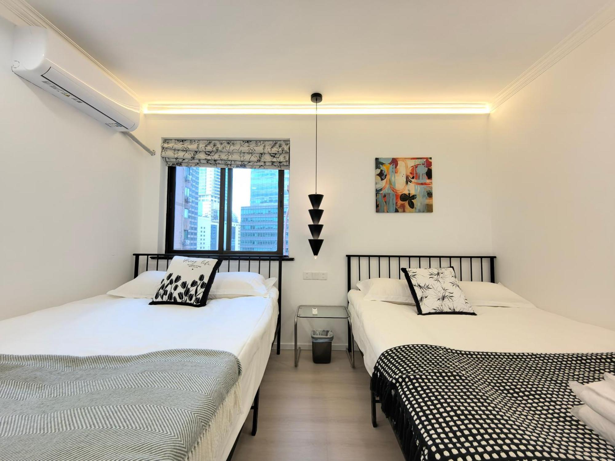 Apartment Yi Du - Family Located 500 Meters Away From Nanjing West Road Subway And Near People's Square *