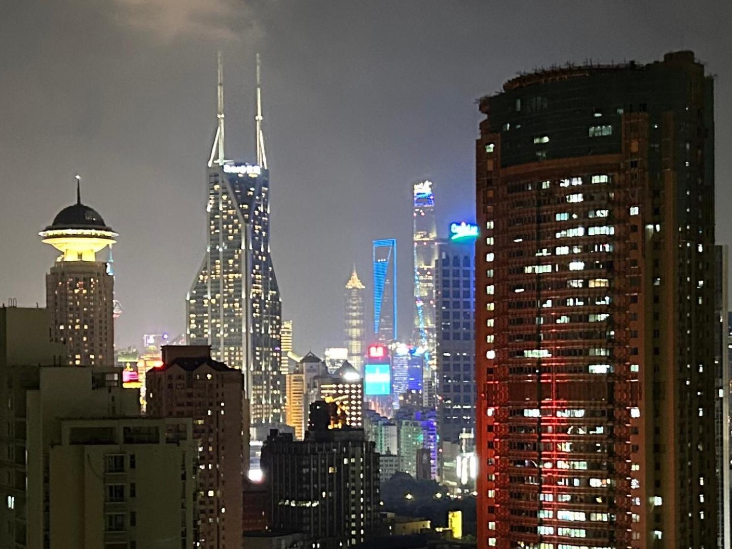 Yi Du - Family Located 500 Meters Away From Nanjing West Road Subway And Near People's Square Apartment